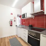 מלון Lis *