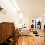 Lis Hotel