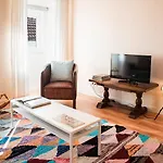 Lis Hotel